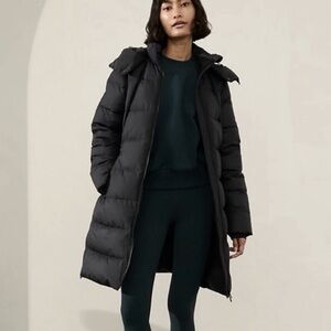 Athleta Women's Black Puffer Jacket